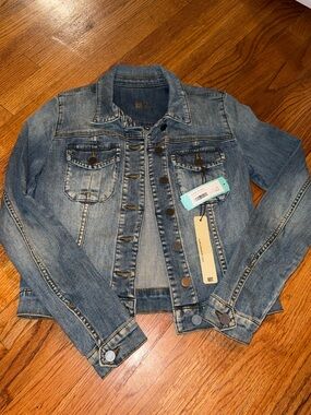 KUT from the Kloth 'Helena' classic denim jean jacket Brand New with Tags